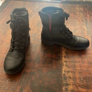 Black Leather Women’s UGG Boots